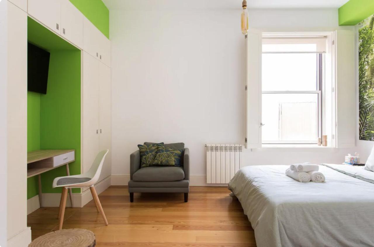 Beautiful 3-Story House In Chiado With A 40M² Private Terrace Apartment Lisboa Ngoại thất bức ảnh